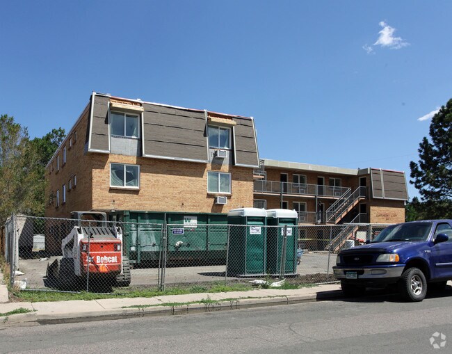 Primary Photo - Canterbury East Apartments
