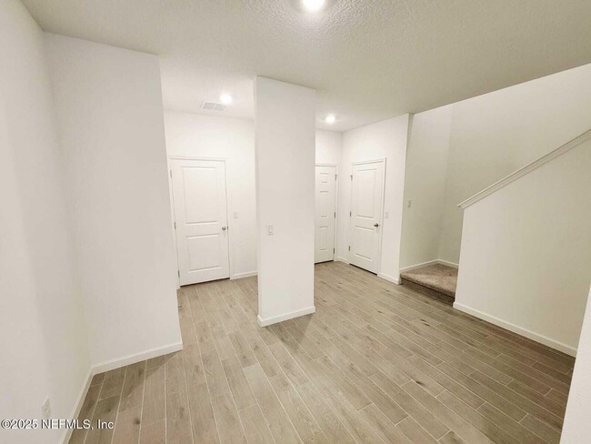 Building Photo - 6232 Mare Ave