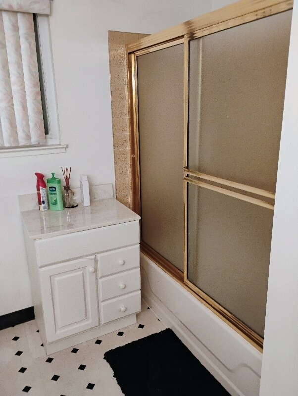 Building Photo - 106 Luann Ct