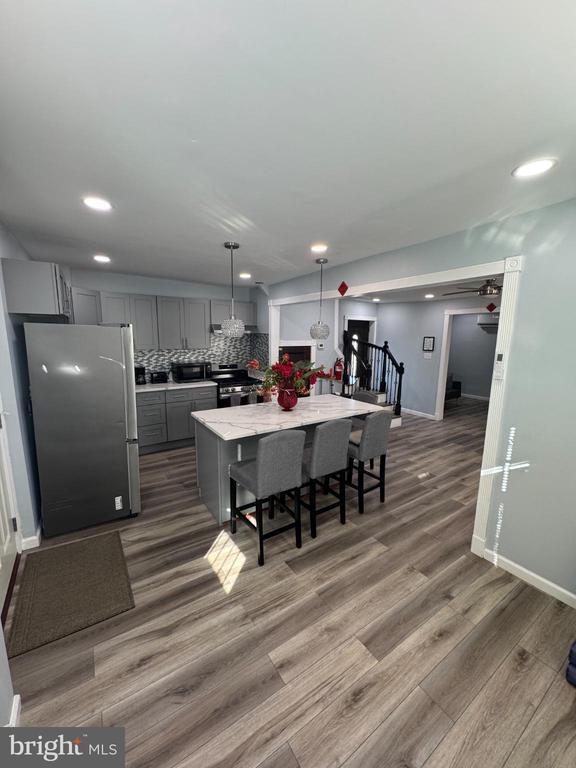 Building Photo - 400 N Massachusetts Ave