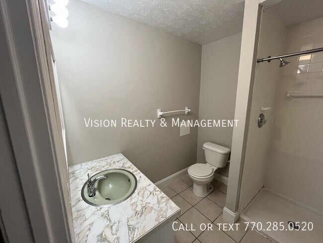 Building Photo - 55 S Greenwood Dr