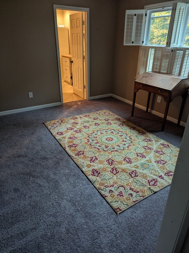 Building Photo - 1116 Santa Fe Station