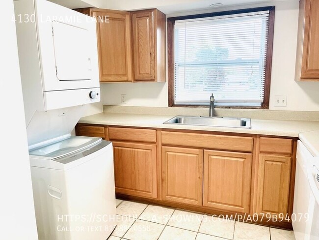 Building Photo - 4130 Laramie Ln