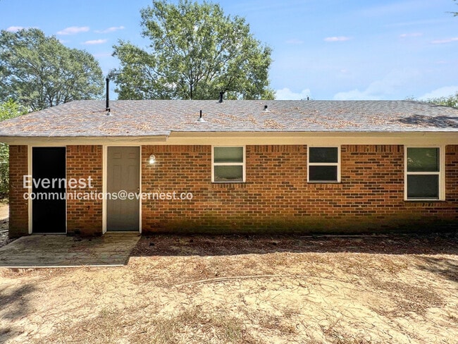 Building Photo - 2909 Caffey St