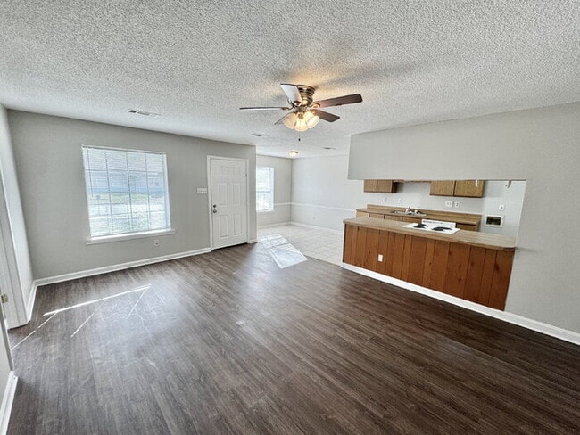 Building Photo - 6506 Wimble Road