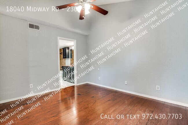 Building Photo - 18040 Midway Rd
