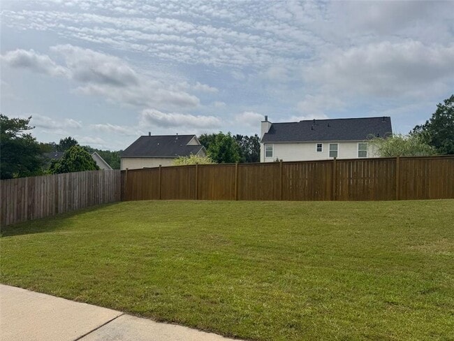Building Photo - 5432 Village Ridge