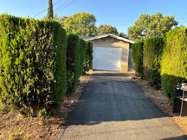 Building Photo - 22053 Grand Terrace Rd