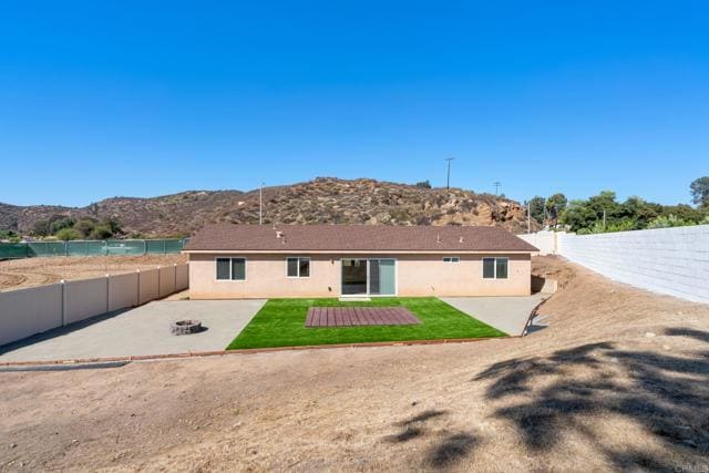 Building Photo - 9086 Los Coches Rd