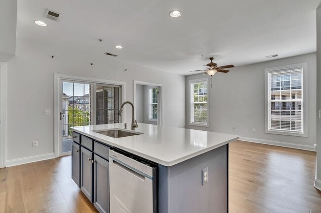 Building Photo - Spacious End Unit with Garage in Gated Com...