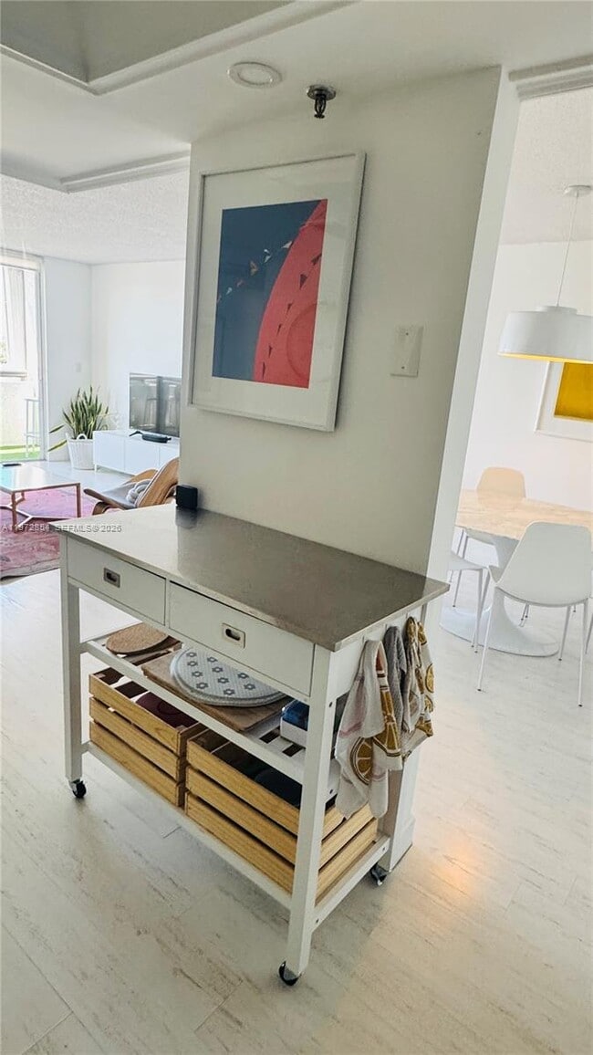 Building Photo - 1775 Washington Ave