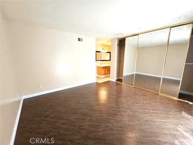 Building Photo - 6502 Shenlyn Dr