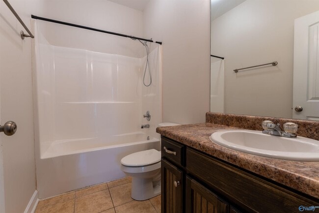 Building Photo - 105 Kaleigh Paige Cir