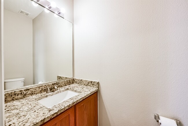 Building Photo - 6203 Gillian Park Dr