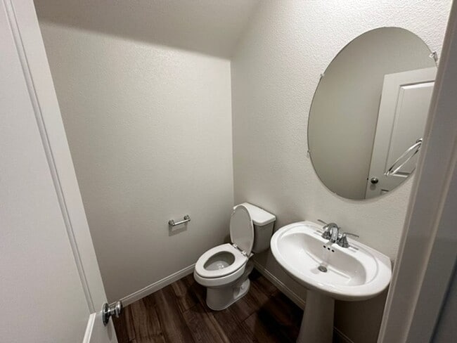 Building Photo - Brand New Inspirada Home