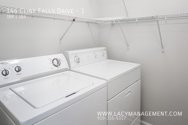 Building Photo - 146 Cline Falls Dr