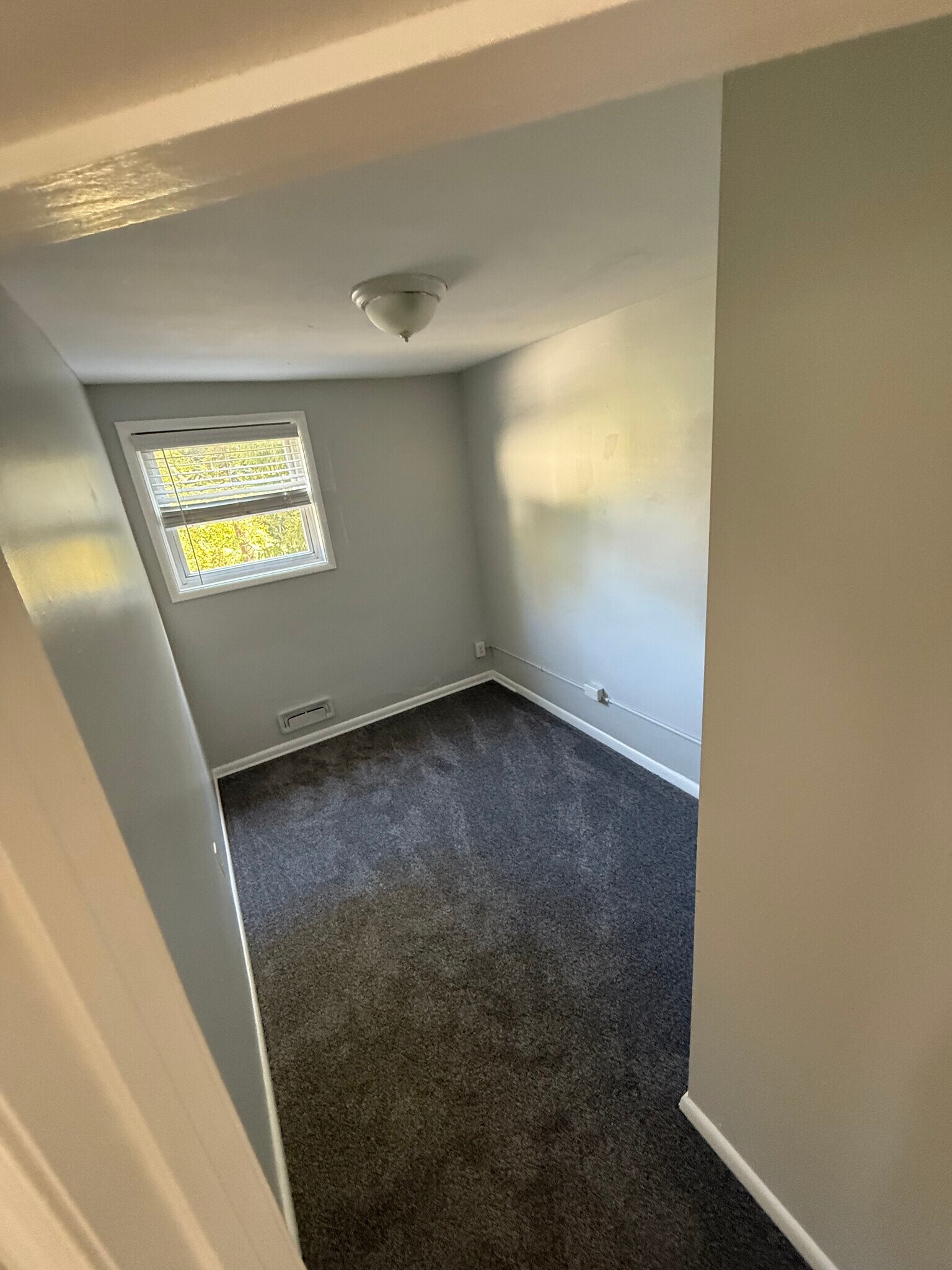 Building Photo - 4506 Furley Ave