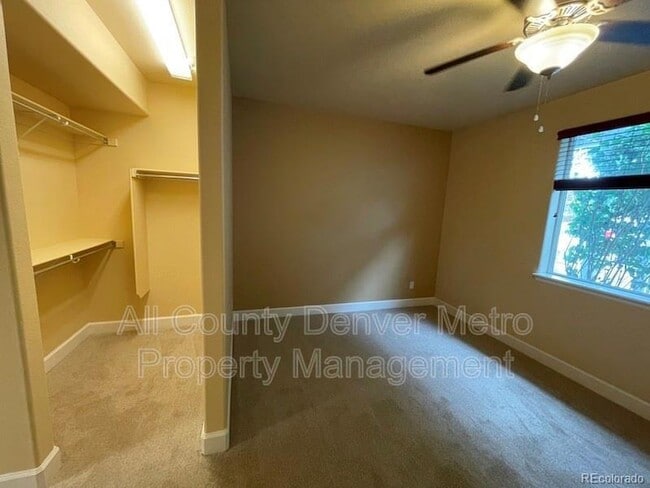 Building Photo - 5014 Everett St