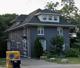 Building Photo - 1006 Lake Ave