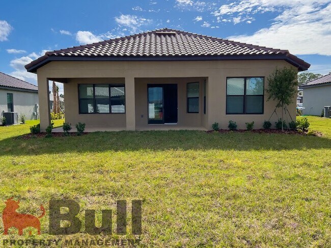 Building Photo - 1980 GOBLET COVE St