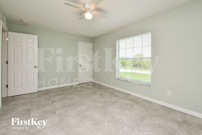 Building Photo - 10363 Grail Ave