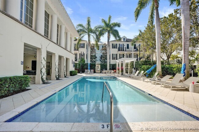 Building Photo - 381 E Cannery Row Cir
