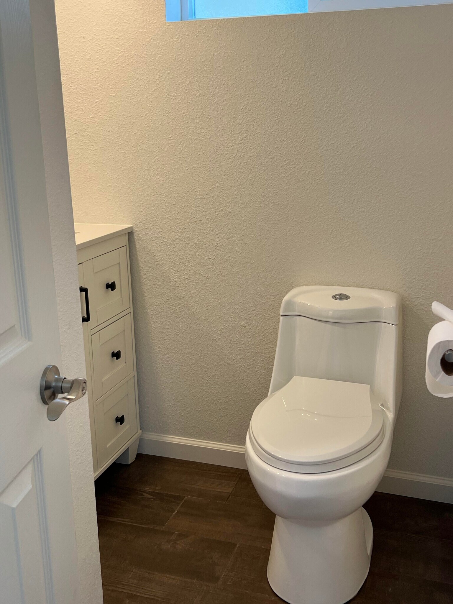 Building Photo - 334 S 8th St