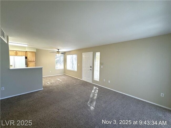 Building Photo - BRIGHT 2ND FLOOR UNIT IN SOUTHEAST GATED C...