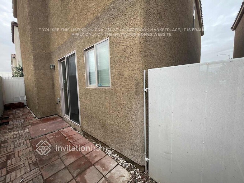 Building Photo - 5249 Fire Night Ave