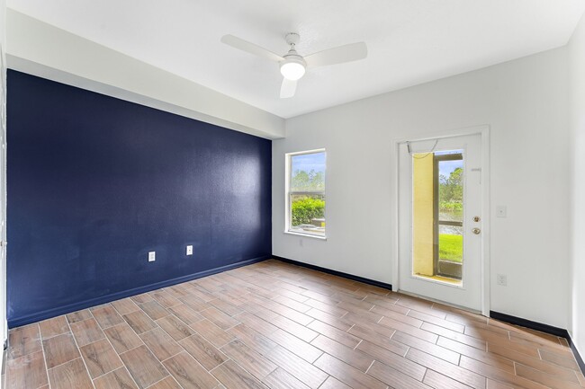 Building Photo - 11520 Villa Grand