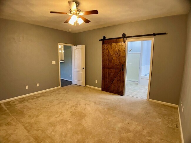 Building Photo - Cypress Point Condo for Rent