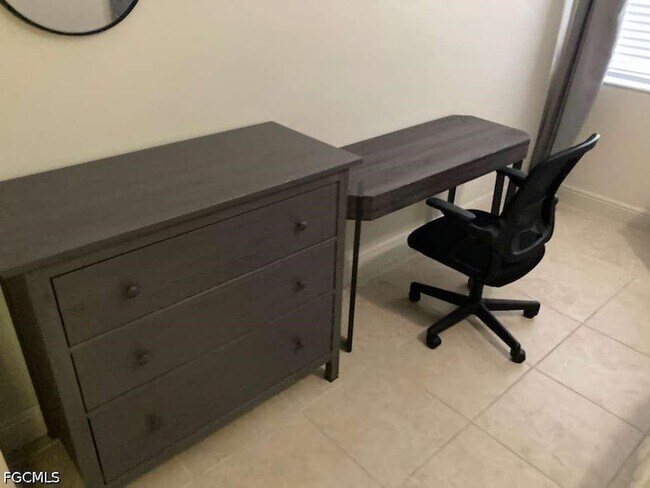 Building Photo - 2637 NW 1st St