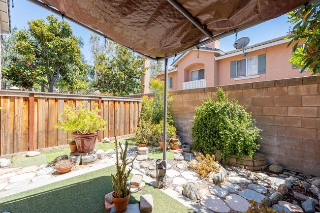 Building Photo - 3-bedroom, 2.5-bath condo nestled in the prestigious Terra Vista community of Rancho Cucamonga