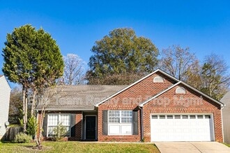 Building Photo - 2132 Mallard Woods Pl