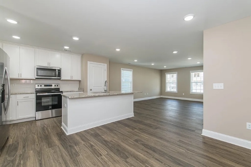 Building Photo - 1134 Judah Bear Blvd