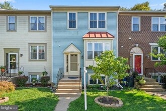 Building Photo - 18005 Sunset Lake Ct
