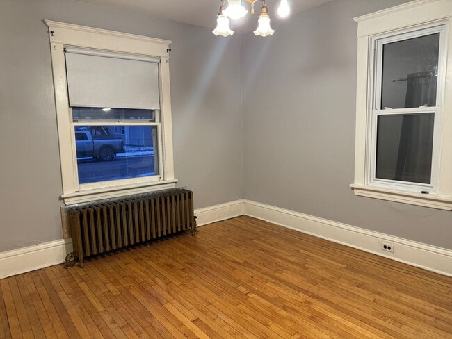 Building Photo - 2630 Grand St NE