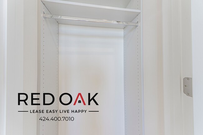 Building Photo - 5320 Cartwright Ave