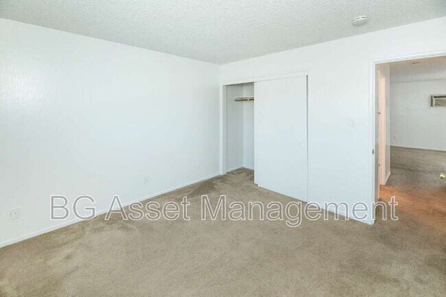 Building Photo - 1746 Kidder Ave