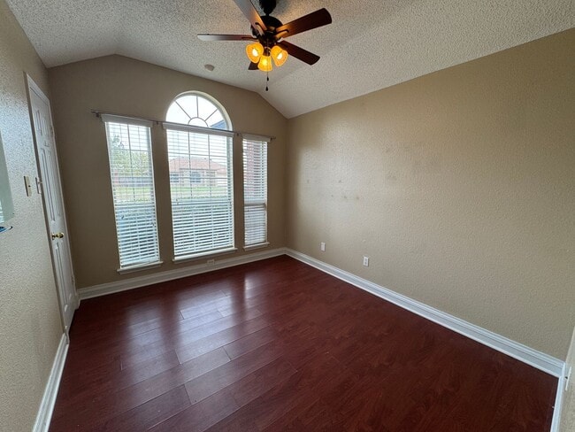 Building Photo - 3501 Dorothy Jane Dr