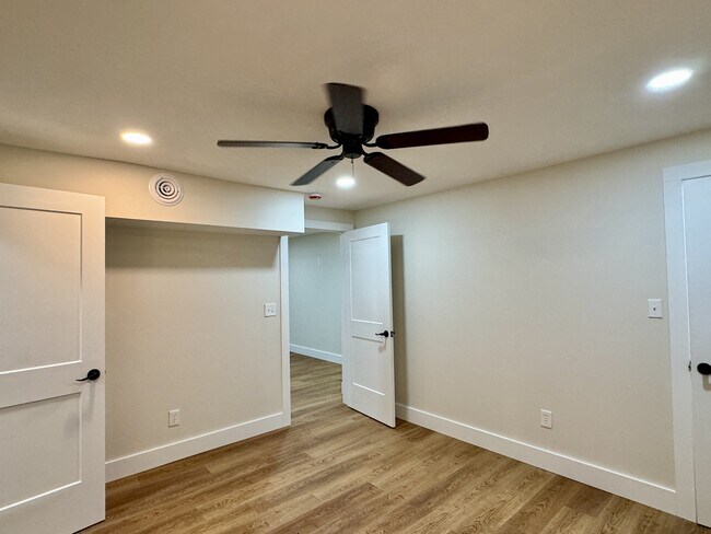 Building Photo - 195 Ritchey Rd