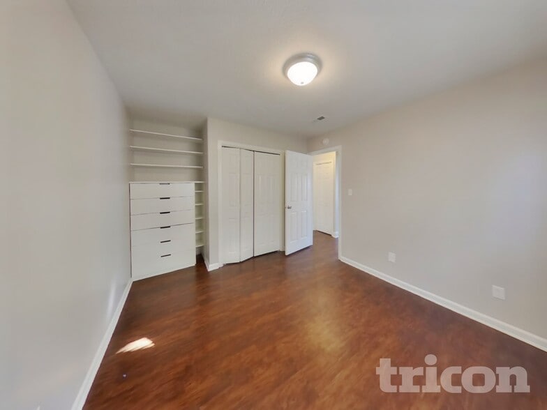 Building Photo - 20131 Marie Ct