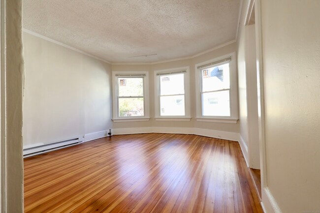 Building Photo - 101 Stearns St