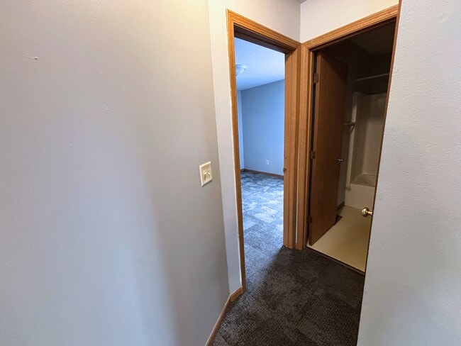 Building Photo - 312 Stone Creek Dr