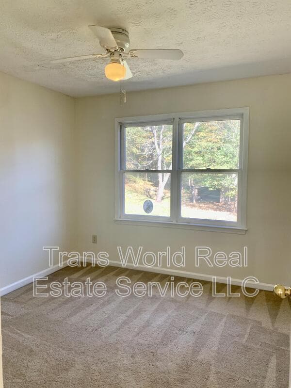 Building Photo - 1506 Betts Mill Rd