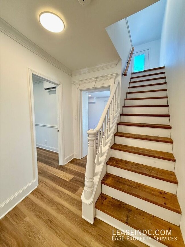 Building Photo - 513 N Street NW-