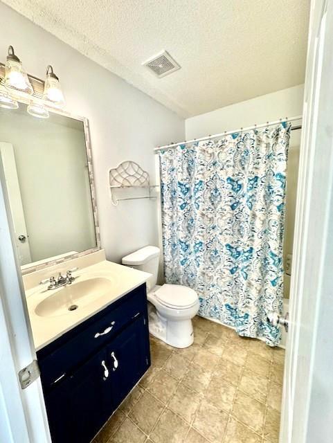 Building Photo - 221 MacKenzie Ct