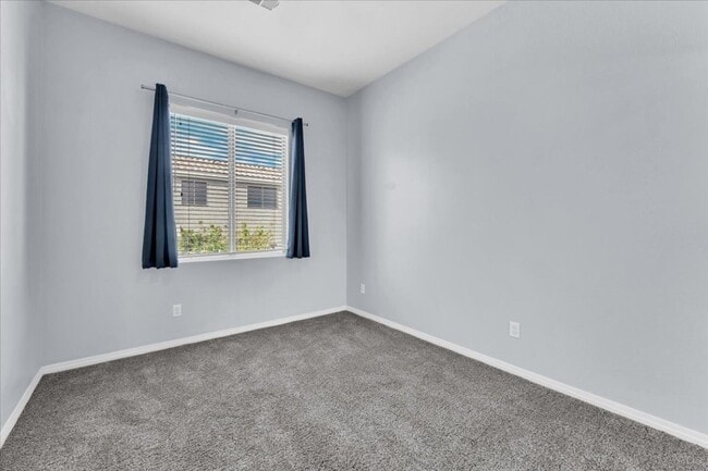 Building Photo - 7237 Buglehorn St