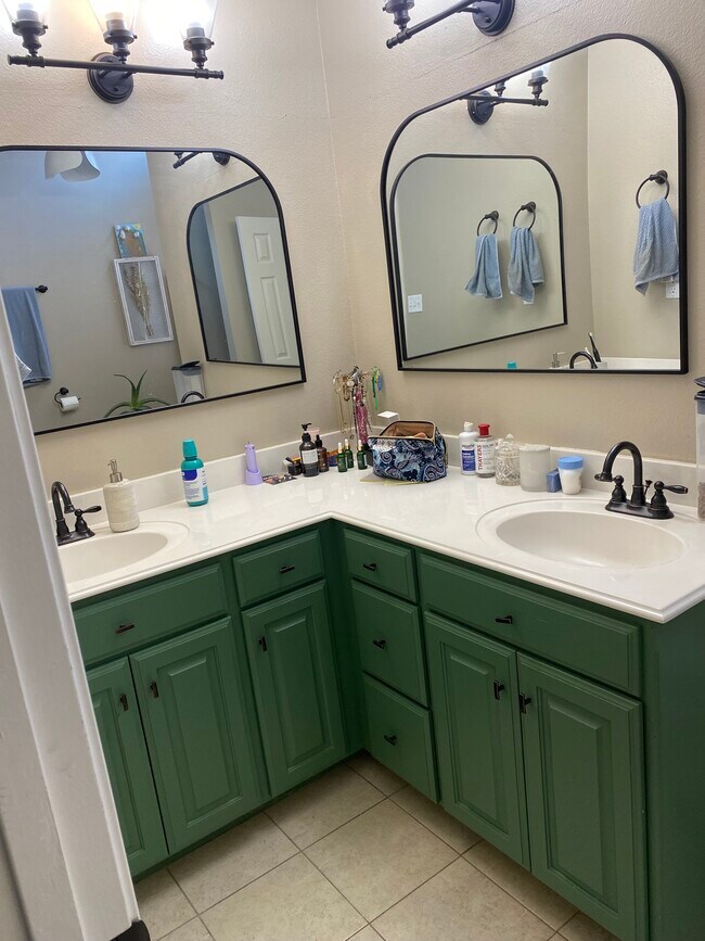 Building Photo - 11114 Marcella Cir