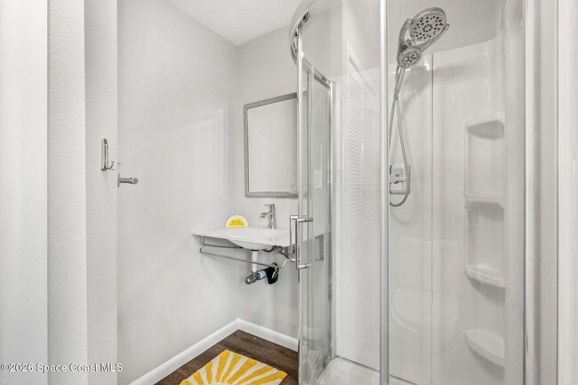 Building Photo - 100 Bonita St